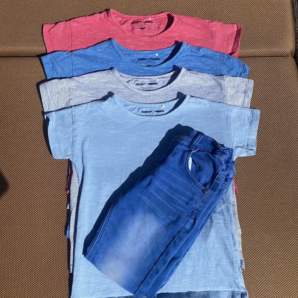T-shirt/ Jean outfit Boys 5-6